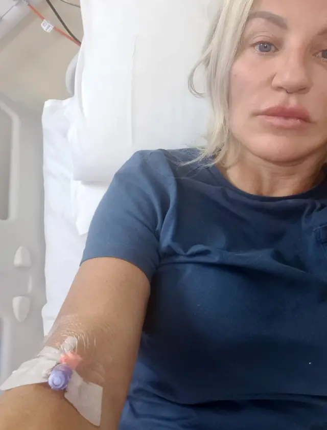 Joanne đã phải nhập viện vì nhiễm trùng máu