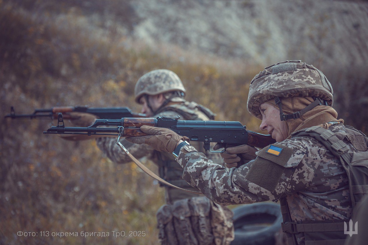 photo2025-08-2322-06-03-17559615992321231444374 Chiến sự Ukraine ngày 1.277: Nga đạt thêm bước tiến, Kyiv gặp bài toán tài chính - Ảnh 1.