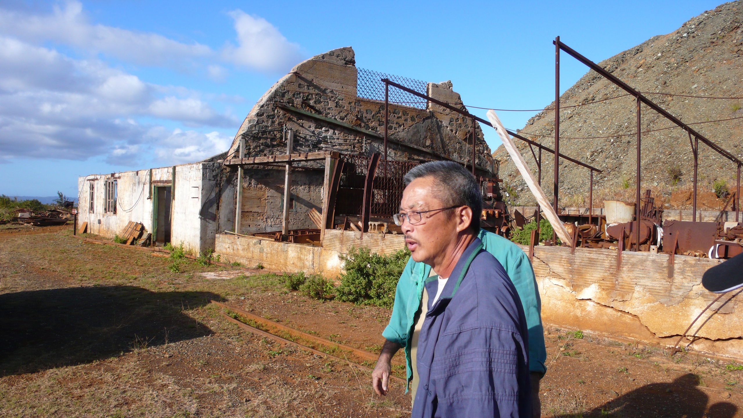 Từ đôi chân trần đến đế chế niken tỉ đô- Ảnh 8.