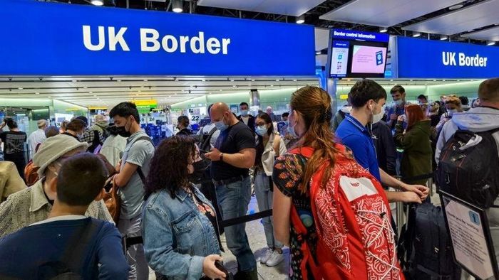 that chat nhap cu chinh sach